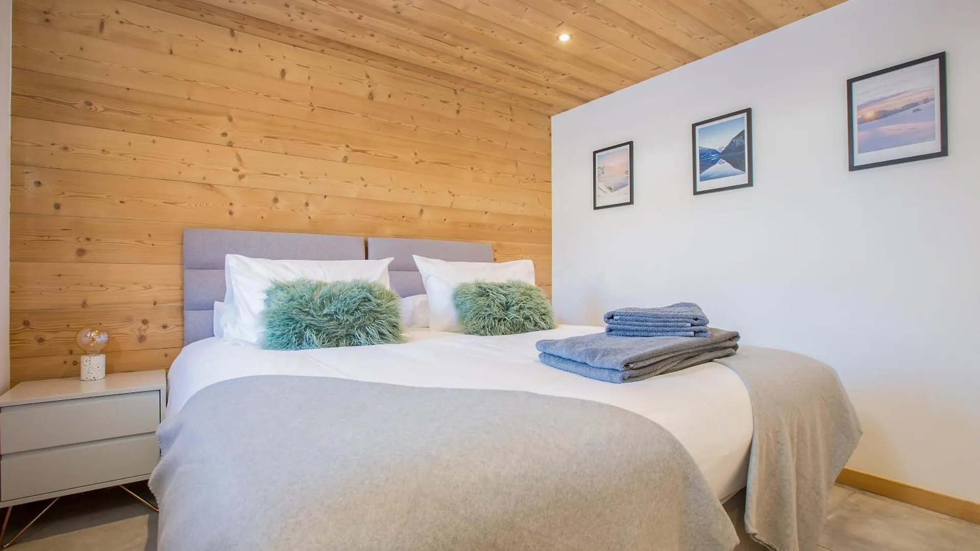 Contemporary 2 Bed Apartment In Central Morzine France