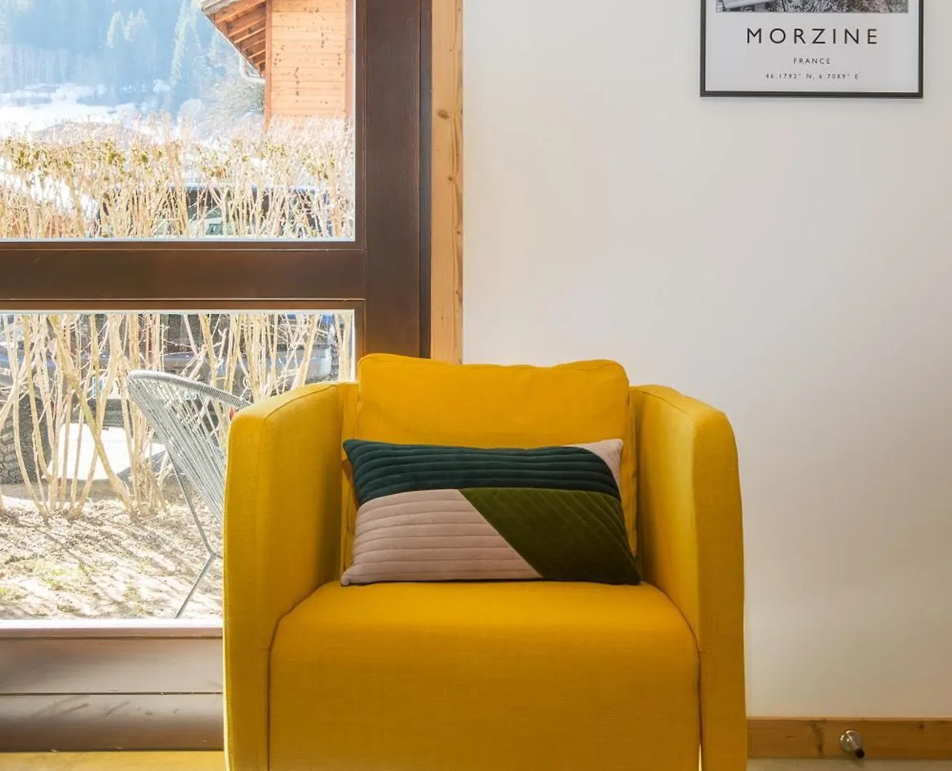 Contemporary 2 Bed Apartment In Central Morzine